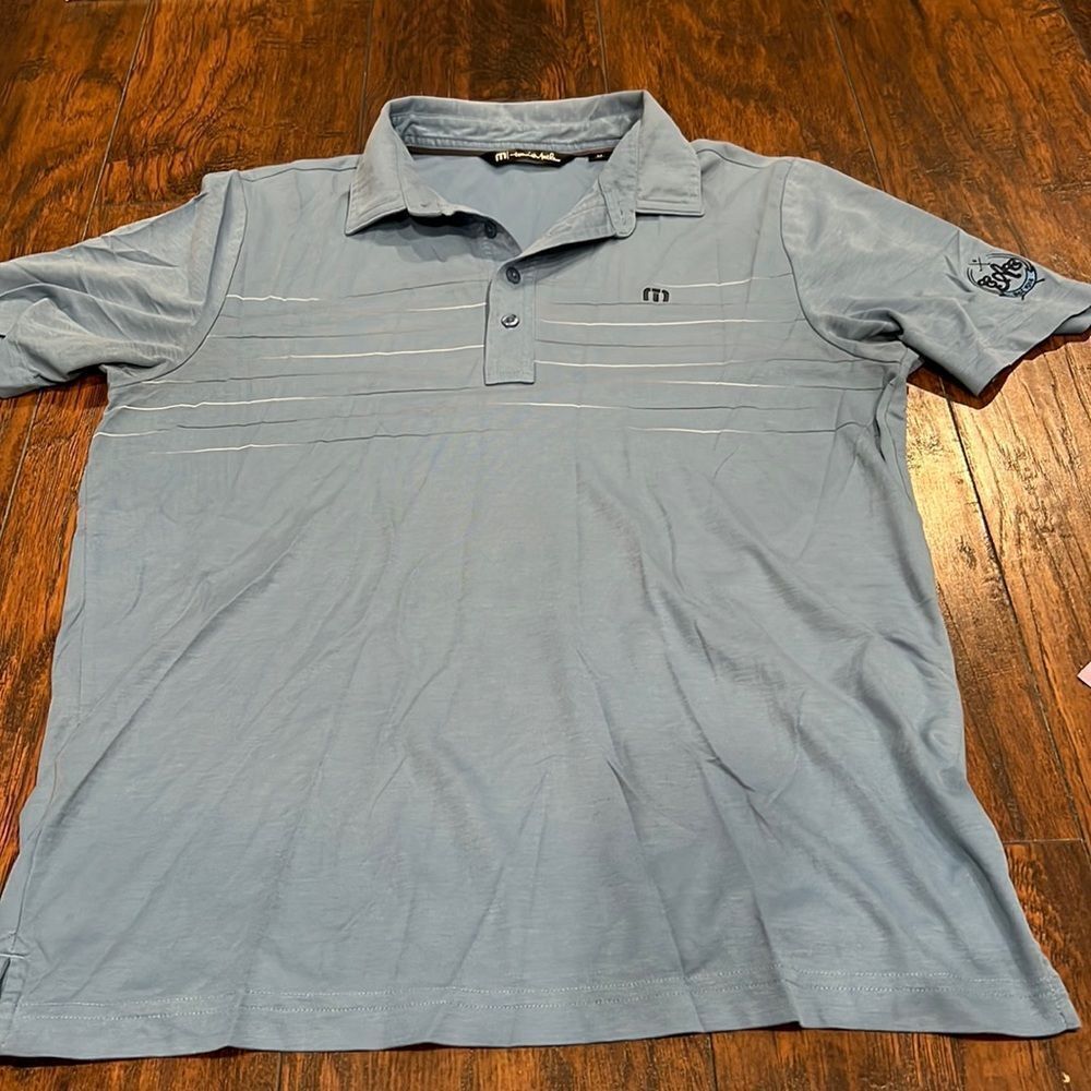 Travis Mathew golf polo size M in GUC‎ breathable material great golf polo